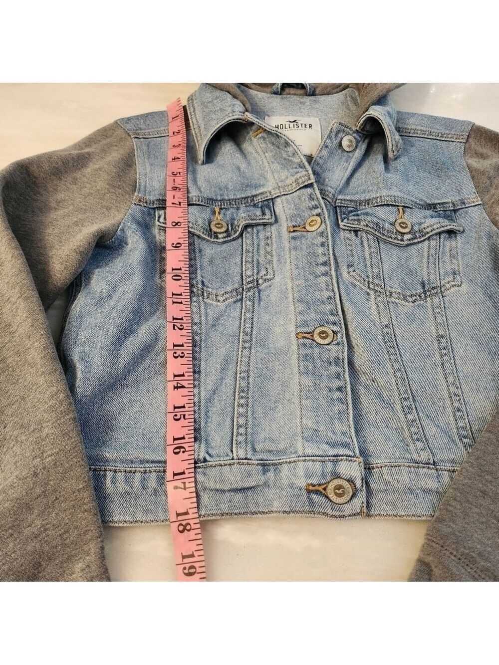 Hollister Women's Light Wash Cropped Denim Jacket With Hoodie - Picture 5 of 5